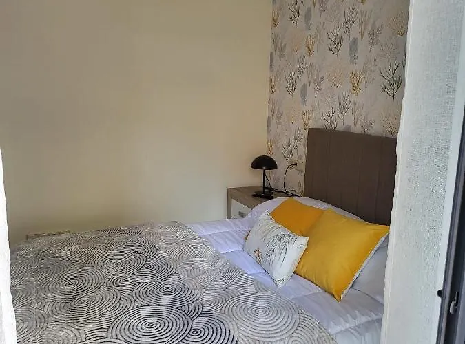 Apartment Ana's Home, Canelinas Beach, Portonovo *